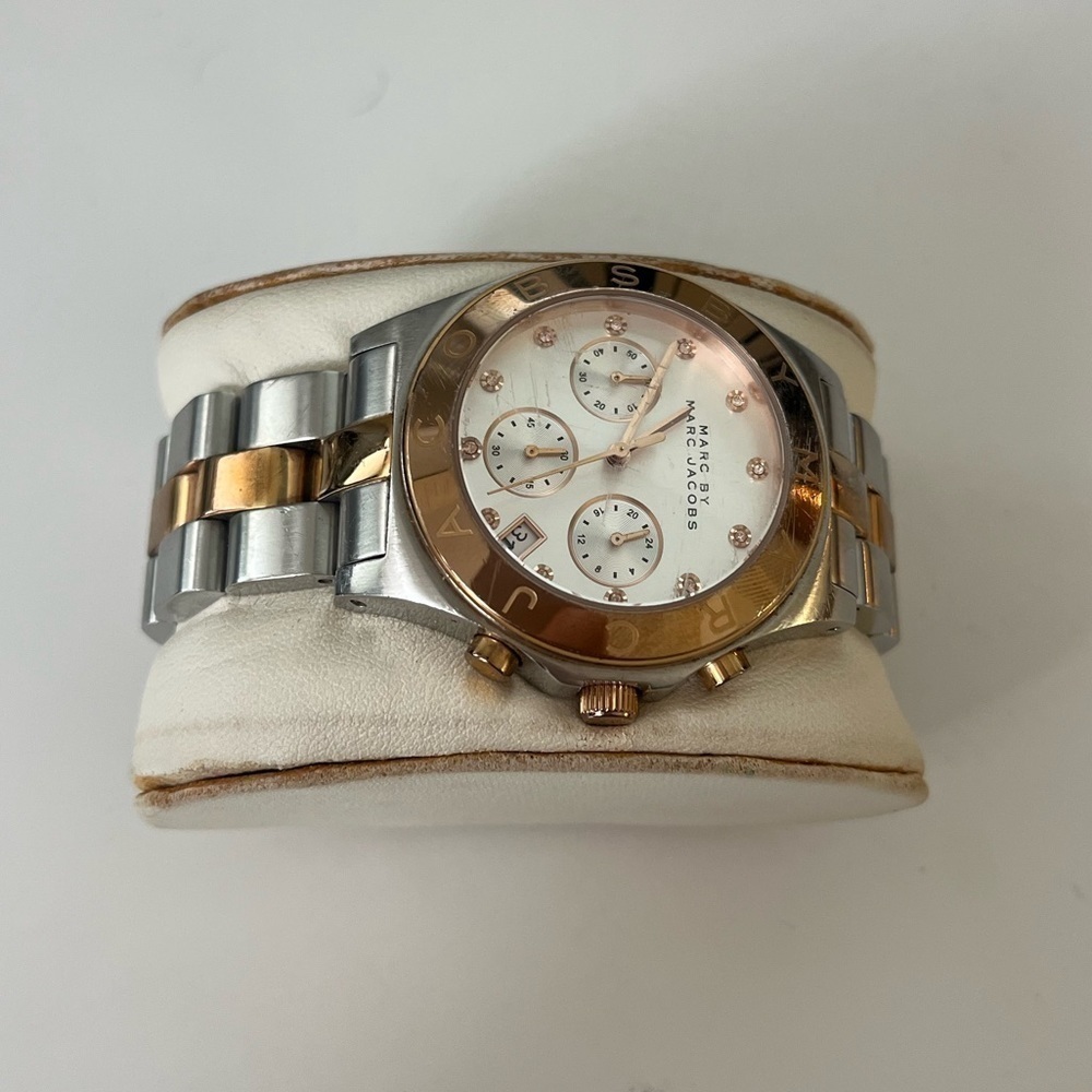MARC by Marc Jacobs
Blade Two-Tone Watch, Stainless Steel/Rose Golden - Picture 6 of 7